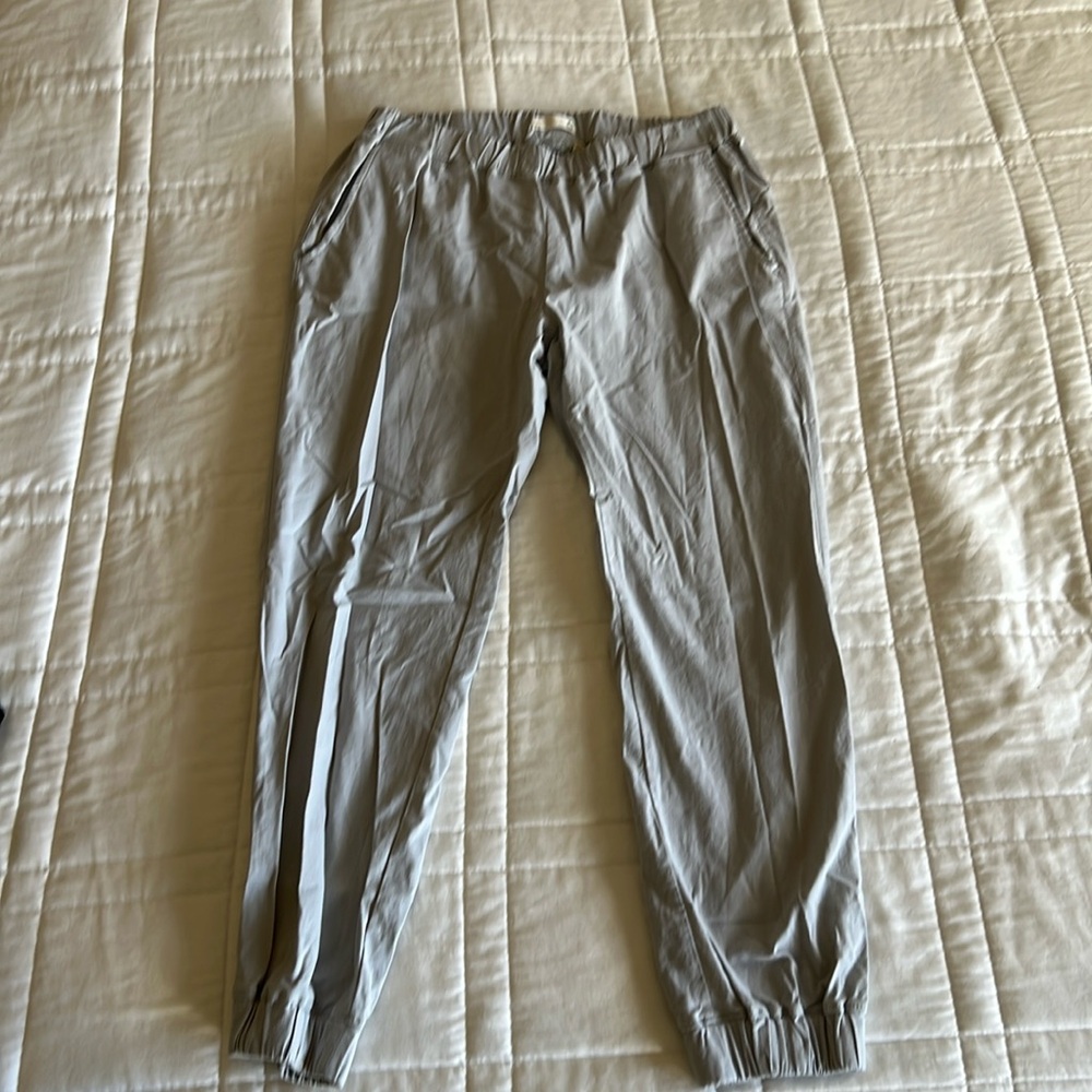 Tasc Pants in Light Grey XS
